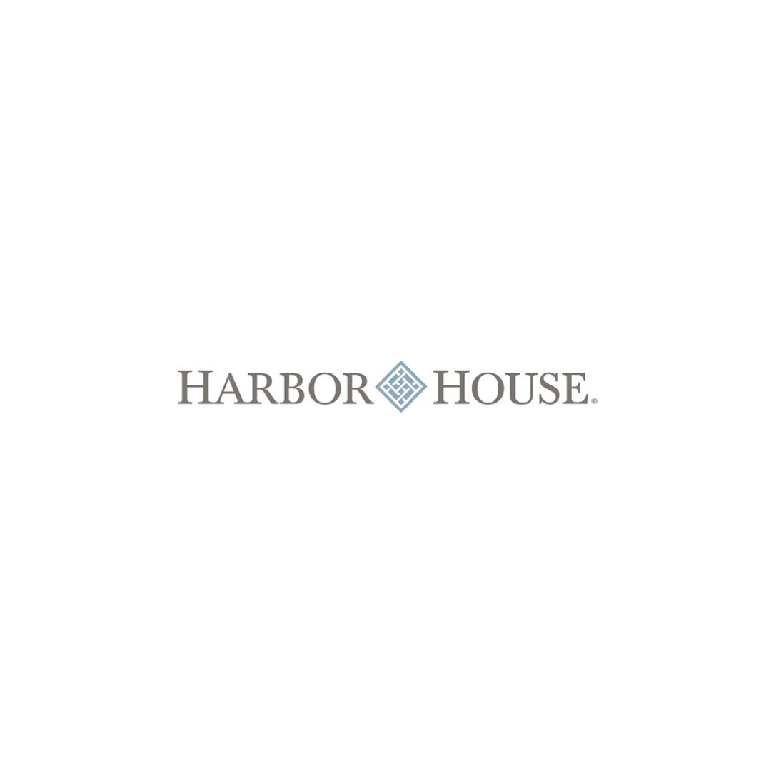 Harbor House Inn